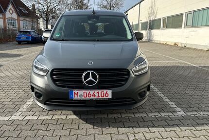 Mercedes-Benz Citan 54.500 km 17.400 € München 81673
