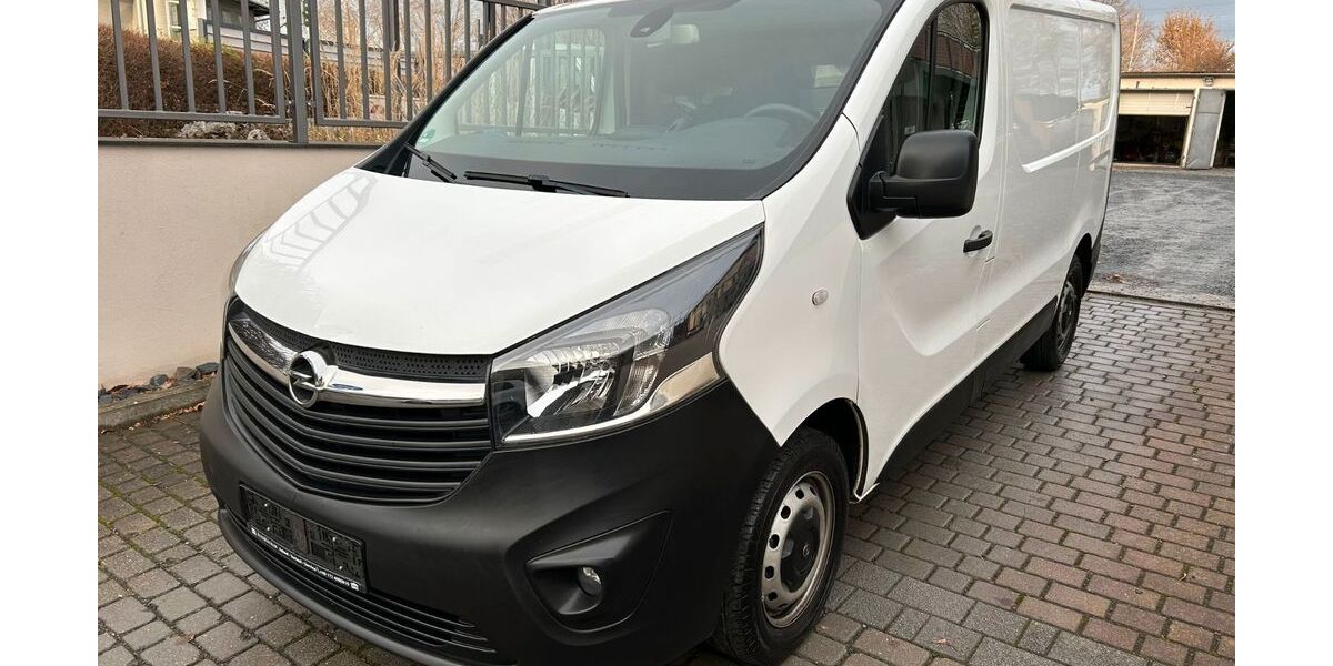 Opel Vivaro 195.000 km 8.195 &euro; Coswig 01640