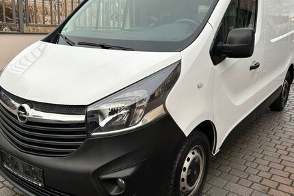 Opel Vivaro 195.000 km 8.695 &euro; Coswig 01640