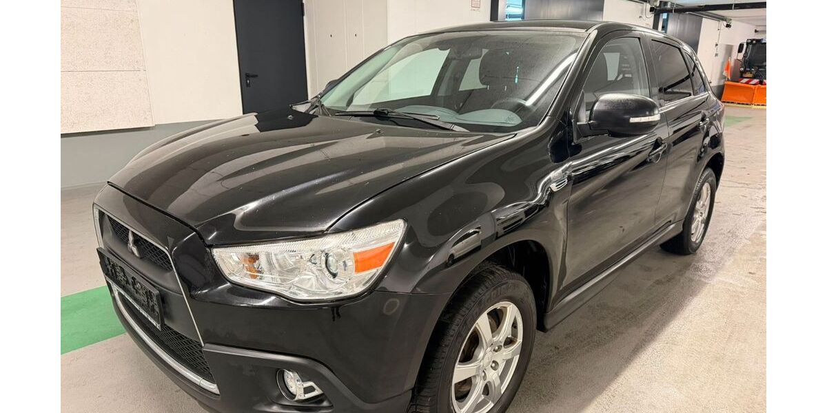 Mitsubishi ASX 97.256 km 7.100 &euro; München 81825