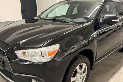 Mitsubishi ASX 97.256 km 7.400 &euro; München 81825