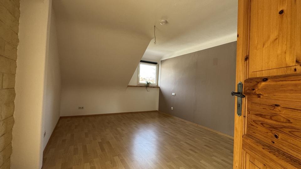 Etagenwohnung Marpingen - 5 Zimmer, 132 m&sup2;, 900&euro; | Angebot:26148186