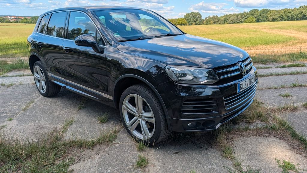 VW Touareg 240.000 km 22.000 &euro; Klötze 38486
