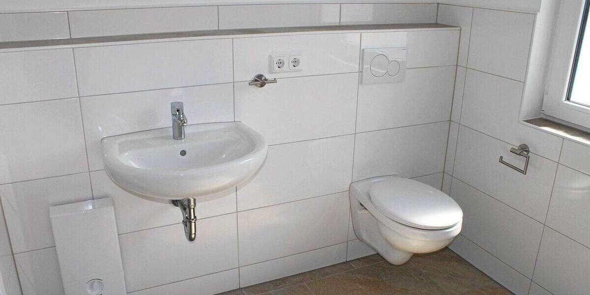 Etagenwohnung Königswinter Thomasberg - 3 Zimmer, 94 m&sup2;, 1.240&euro; | Angebot:25780275