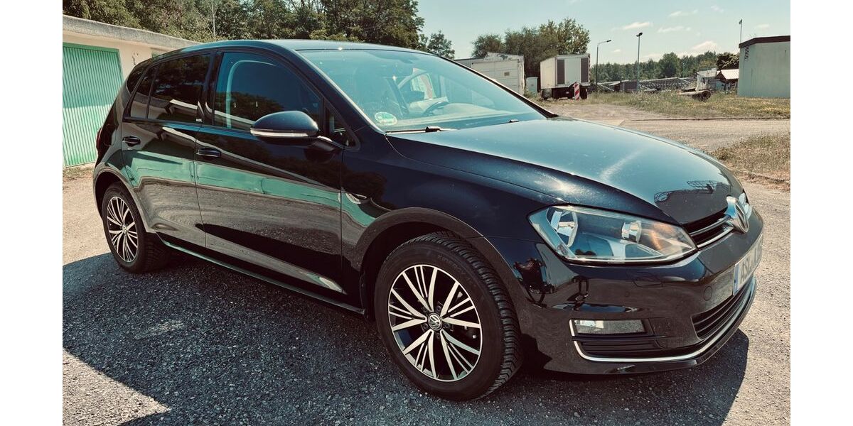 VW Golf 94.000 km 11.600 &euro; Aschersleben 06449