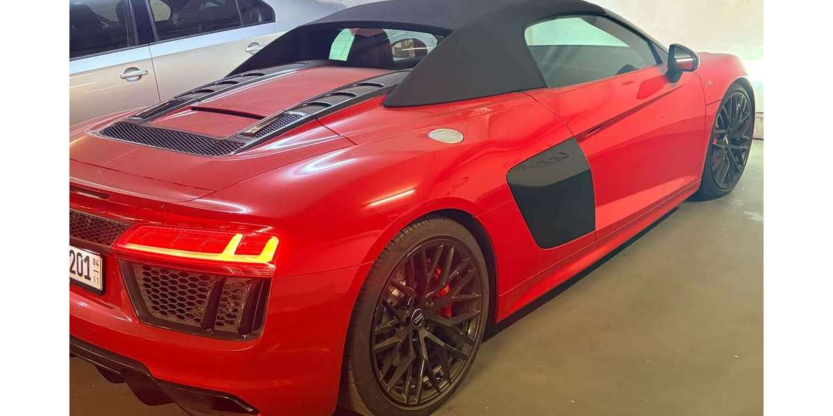 Audi R8 28.500 km 127.900 &euro; München 81667