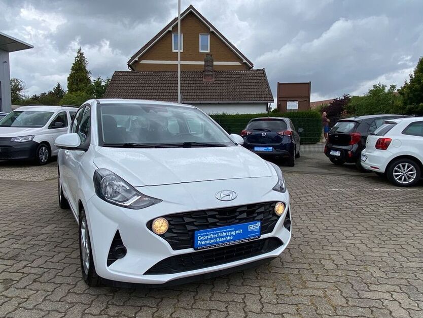 i10