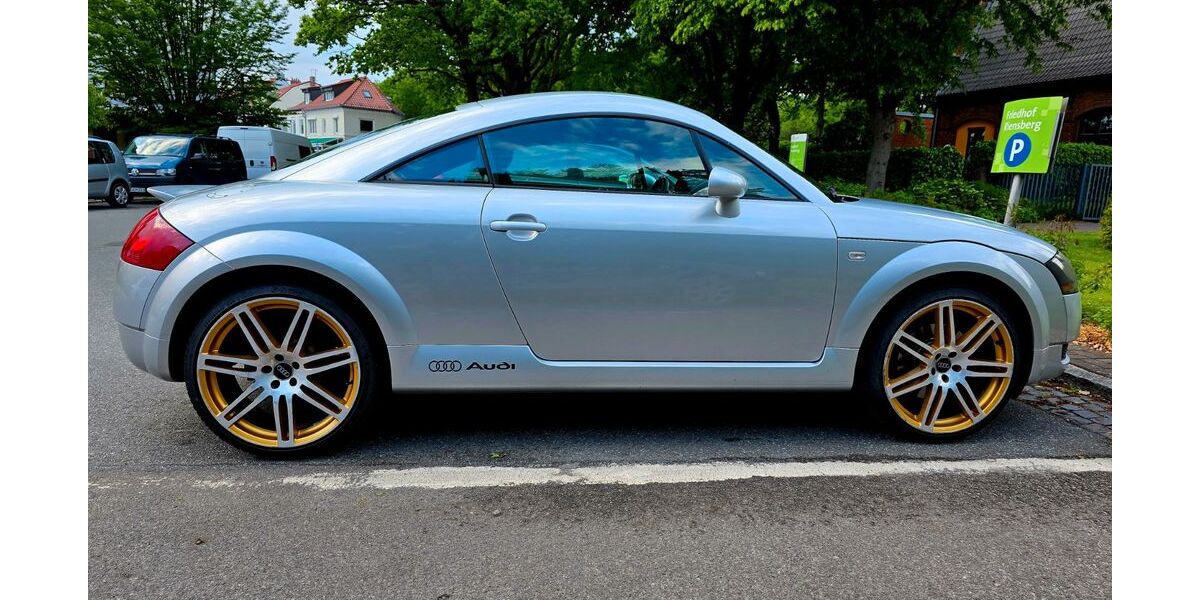 Audi TT 178.000 km 9.950 &euro; Bremen 28213