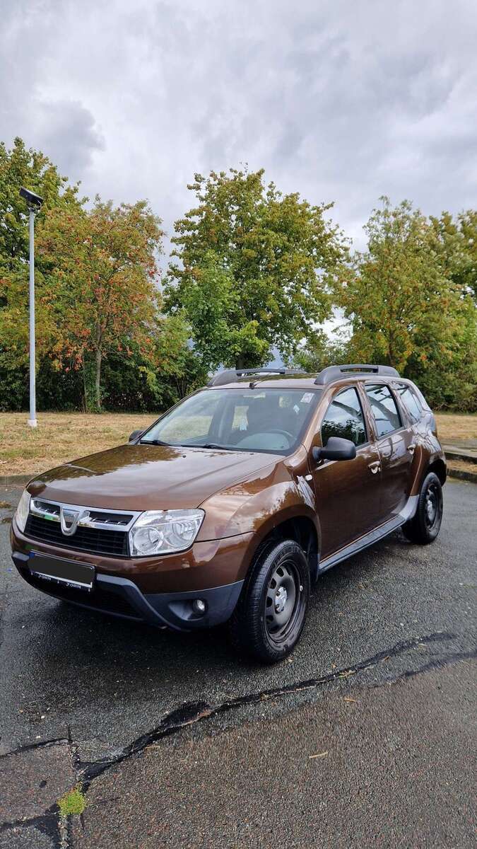 Dacia Duster 191.000 km 4.400 € Theißen 06711