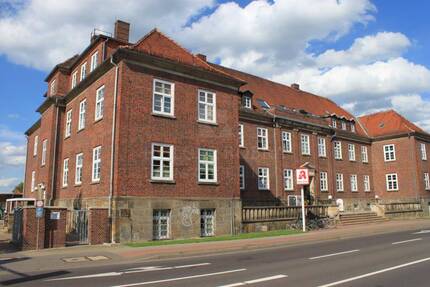 Gewerbeobjekt Salzwedel Neustadt - 7 Zimmer, 114 m&sup2;, 729&euro; | Angebot:25707295