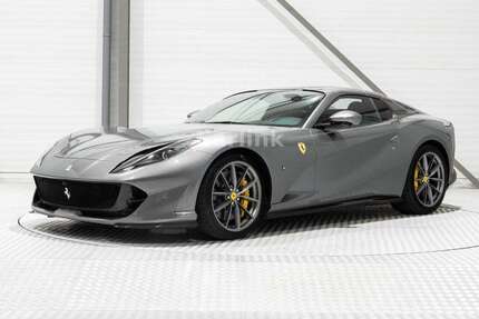 Ferrari 812 5.950 km 445.000 € Herzogenrath 52134