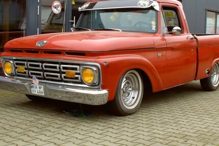 Ford F 100 80.000 km 34.500 &euro; Weinsheim 55595