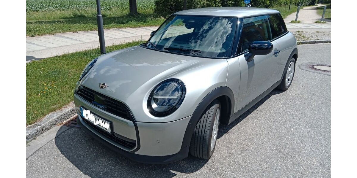 Mini Cooper C 3.000 km 24.000 &euro; Haar 85540