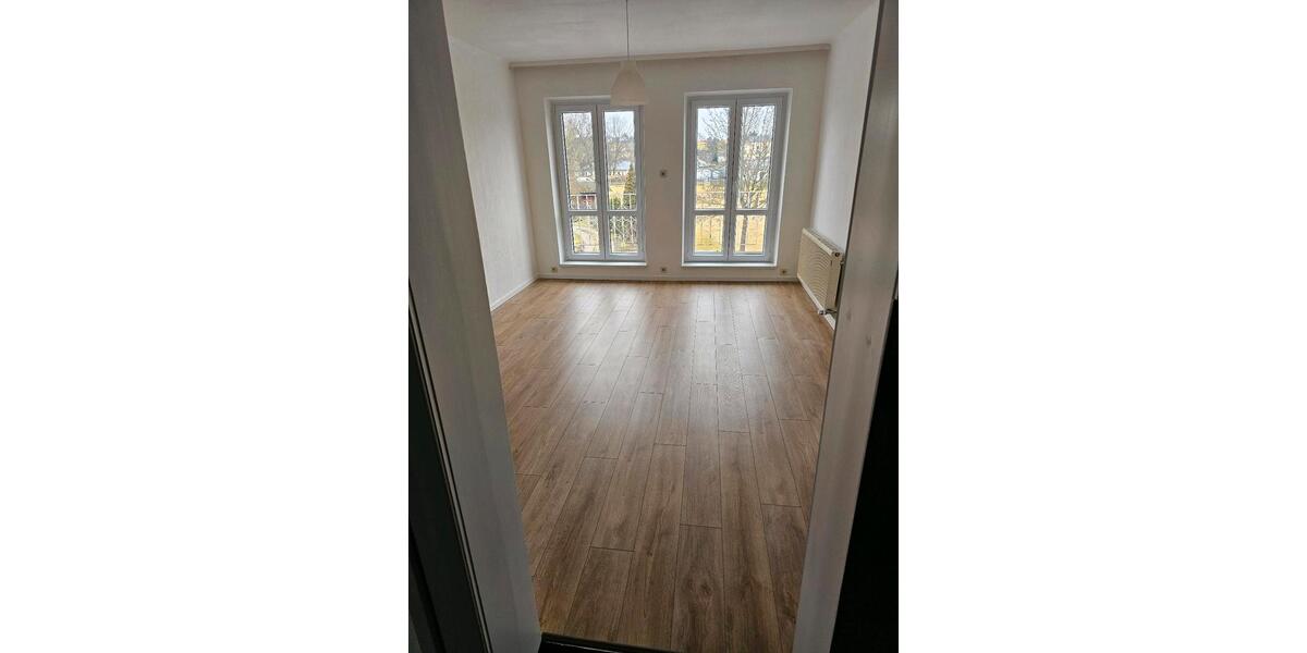Etagenwohnung Neunburg vorm Wald - 4 Zimmer, 125 m&sup2;, 750&euro; | Angebot:25254885