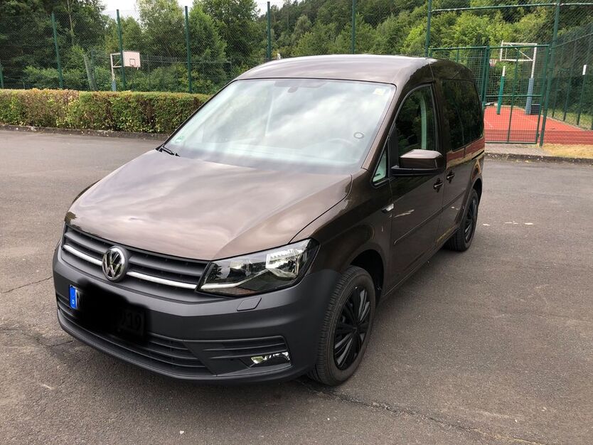 VW Caddy 102.000 km 16.200 € Schönau 97659