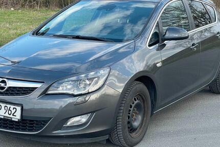 Opel Astra 152.000 km 4.700 &euro; Bad Nauheim 61231