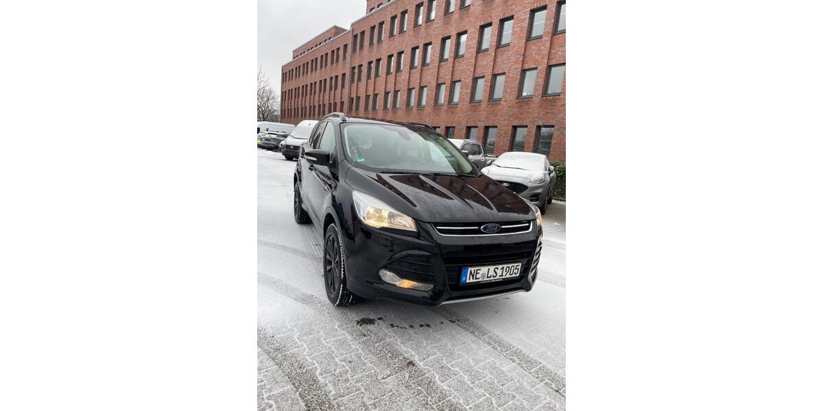 Ford Kuga 210.000 km 9.500 &euro; Düsseldorf 40549