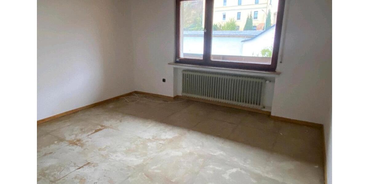 Doppelhaushälfte Werdohl - 7 Zimmer, 190 m&sup2;, 209.000&euro; | Angebot:27156476
