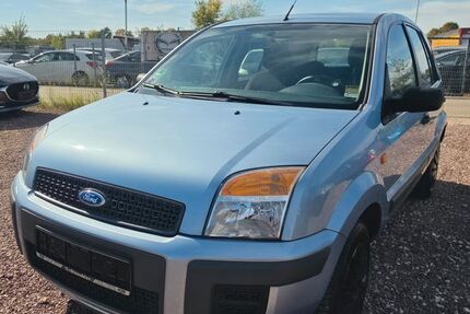 Ford Fusion 141.000 km 2.400 &euro; Mittenwalde 15749
