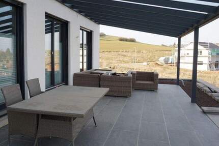 Haus Bad Arolsen Mengeringhausen - 6 Zimmer, 228 m&sup2;, 550.000&euro; | Angebot:25525405