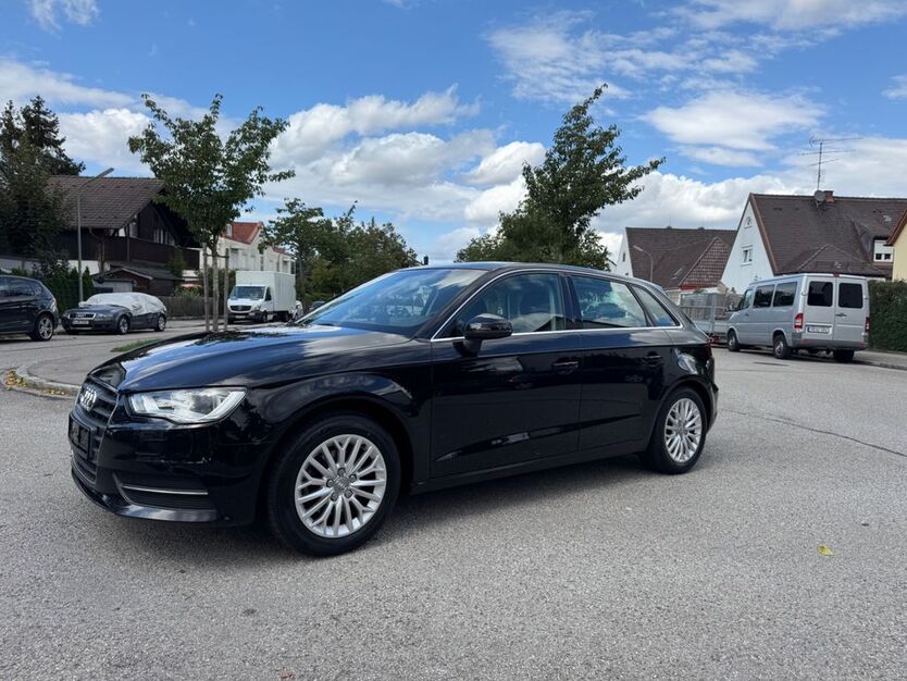 Audi A3 122.000 km 14.990 € München 80995
