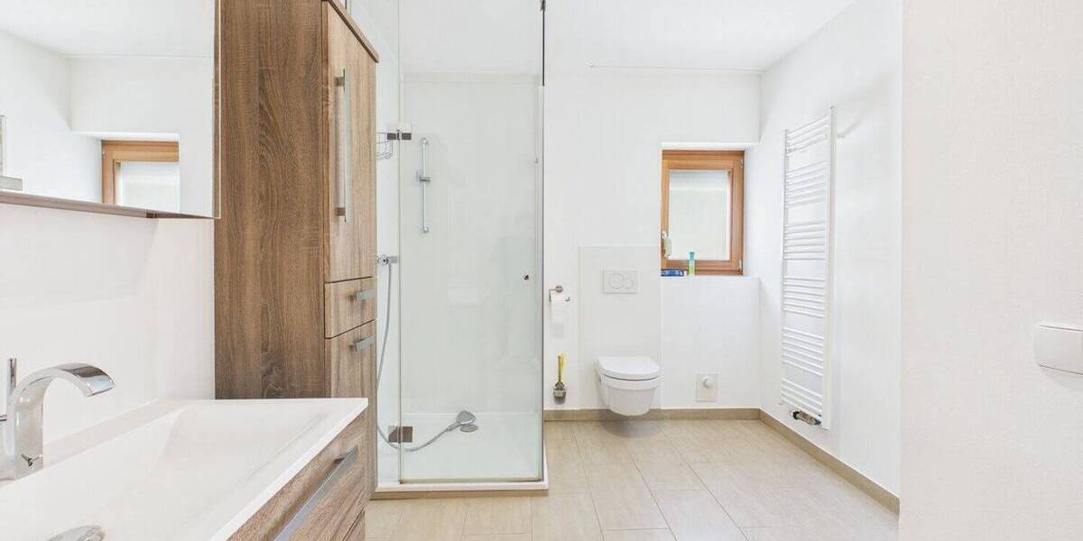 Einfamilienhaus Landshut Achdorf - 7 Zimmer, 160 m&sup2;, 670.000&euro; | Angebot:26820033