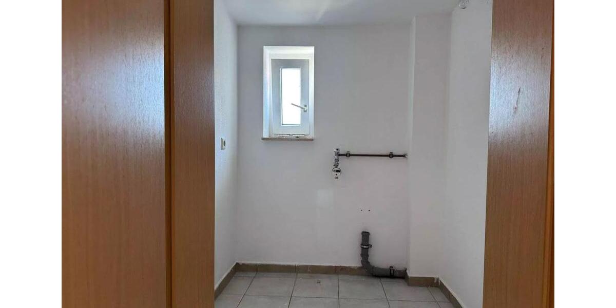 Dachgeschoßwohnung Zwickau - 3 Zimmer, 86 m&sup2;, 99.000&euro; | Angebot:27437698