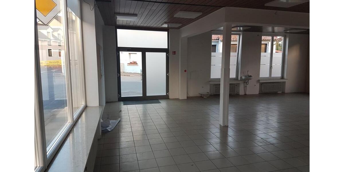 Gewerbeobjekt Moosbach - 700&euro; | Angebot:26522003