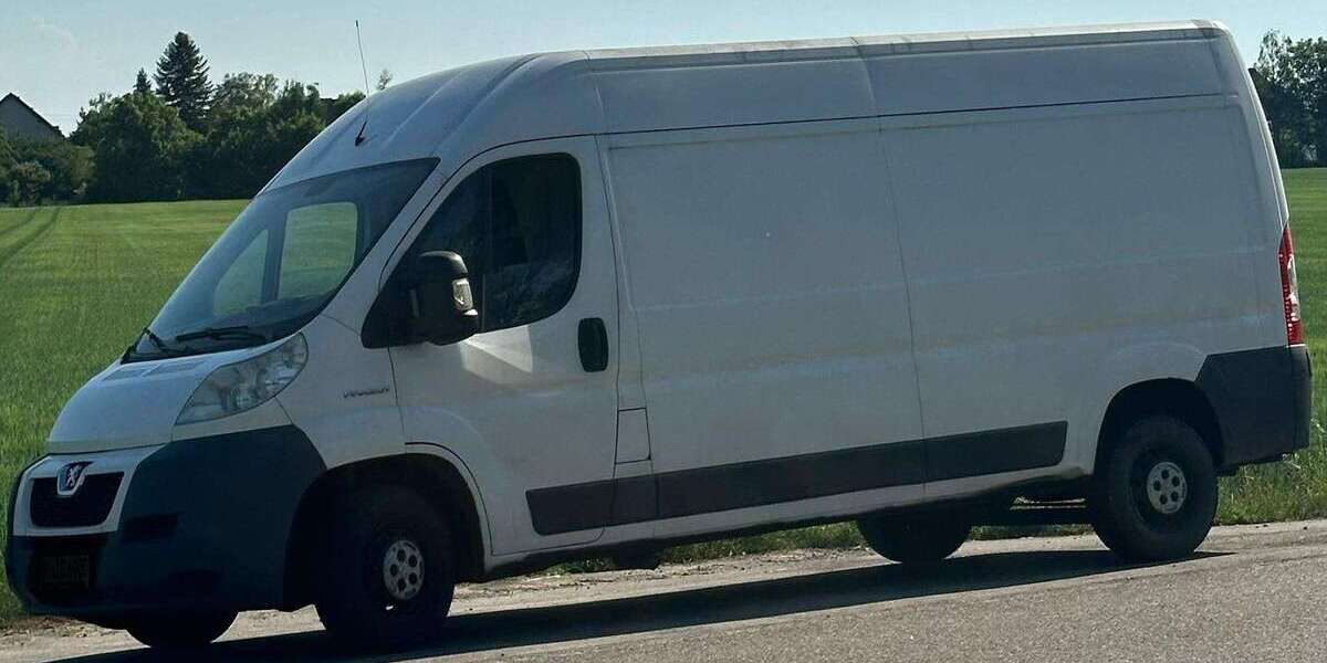 Peugeot Boxer 174.200 km 8.900 &euro; München, Landeshauptstadt 80939