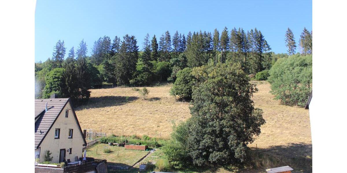 Familienfreundliche 3- Zimmer-Dachgeschosswohnung 3 zimmer