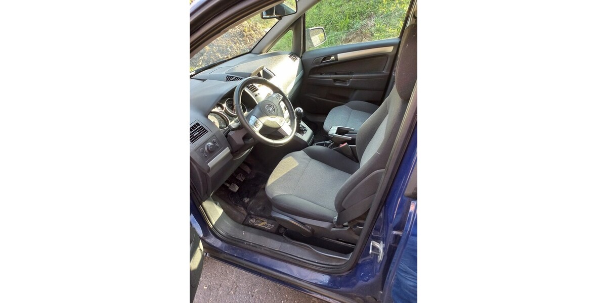 Opel Zafira B 137.200 km 8.000 &euro; Künzelsau 74653
