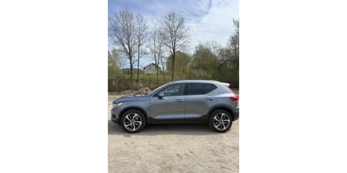 Volvo XC40 124.000 km 23.199 &euro; München 81679