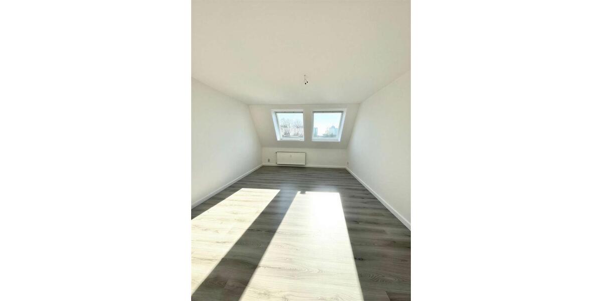 Dachgeschoßwohnung Magdeburg Brückfeld - 3 Zimmer, 74 m&sup2;, 729&euro; | Angebot:25376540