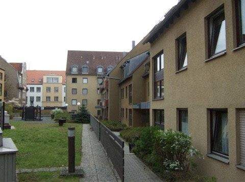 ...nur wenige Schritte in die Fußgängerzone...3-Zi.-ETW in ER-Zentrum 3 zimmer