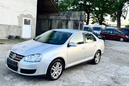 VW Jetta 104.000 km 2.999 &euro; Neufahrn 85375