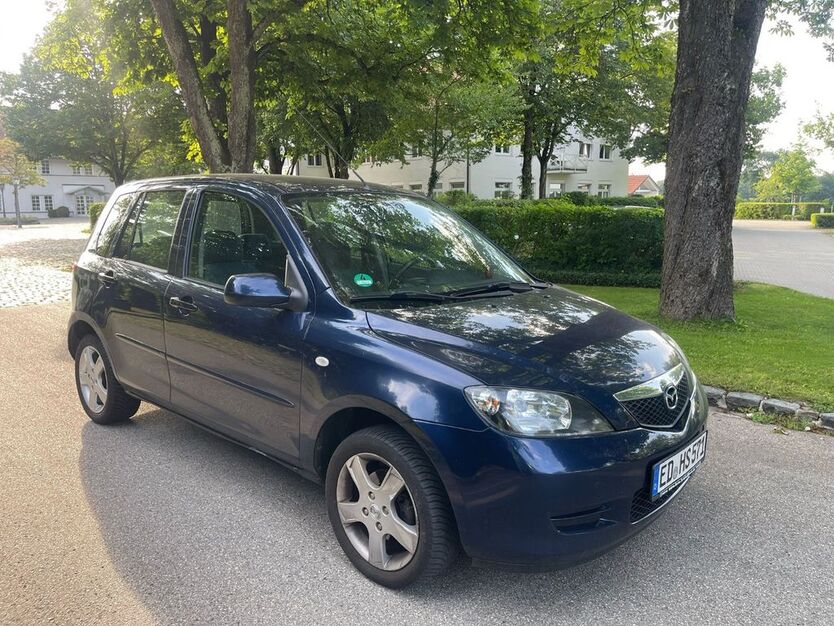 Mazda 2 130.000 km 1.900 € München 81827