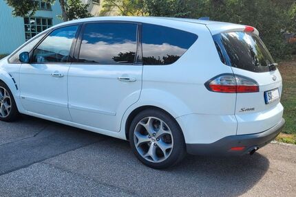 Ford S-Max 231.400 km 5.000 € Stuttgart 70619