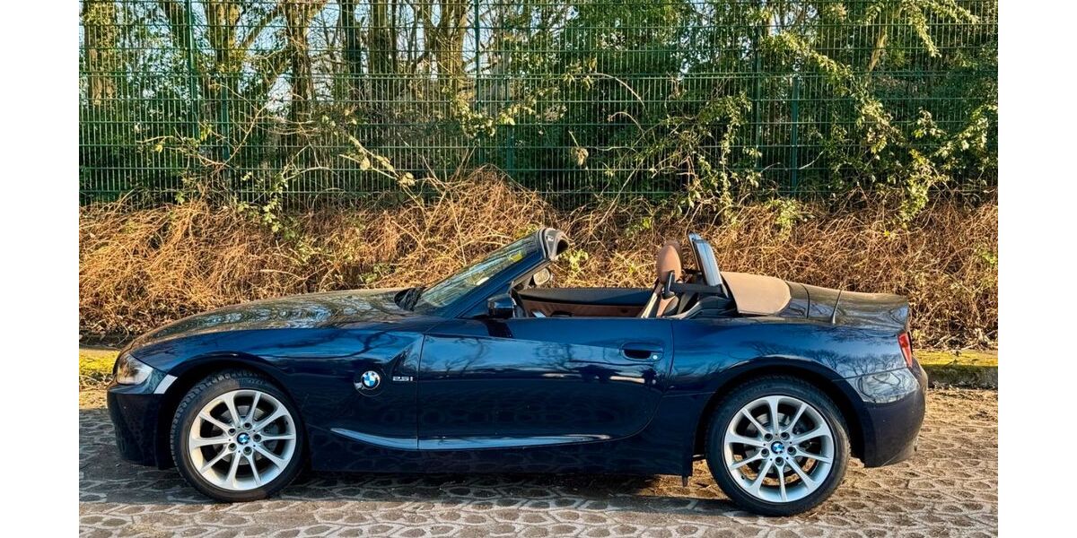 BMW Z4 60.000 km 15.700 &euro; Essen 45259