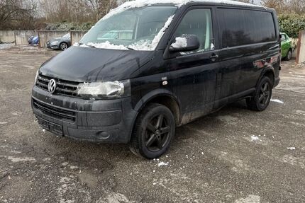 VW T5 Transporter 215.265 km 5.999 € München 80933