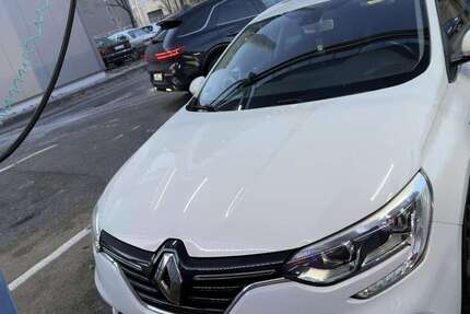 Renault Megane 129.000 km 6.900 &euro; München 81377