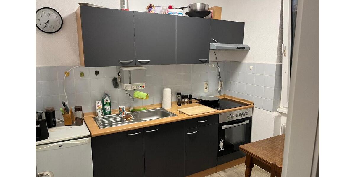 1 Zimmer Wohnung Teilmöbiliert zu vermieten 1 zimmer