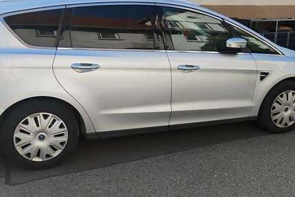 Ford S-Max 112.000 km 12.500 &euro; Neudenau 74861