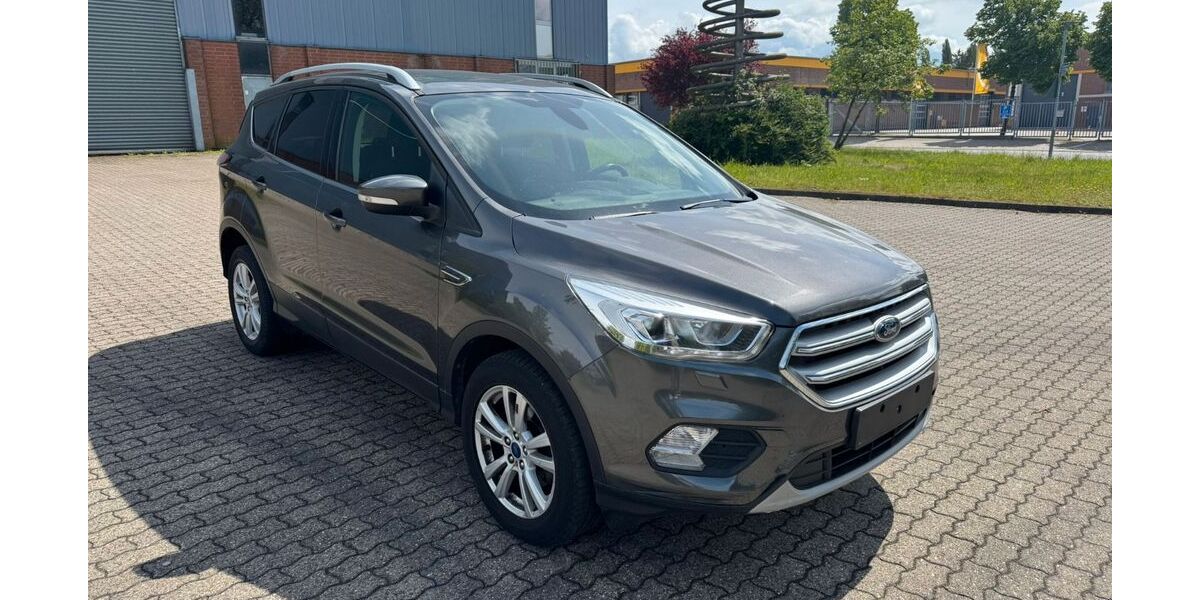Ford Kuga 97.000 km 8.250 &euro; Kranenburg 47559