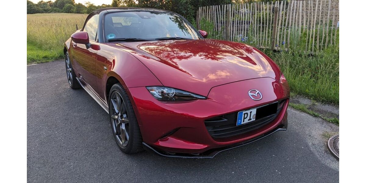 Mazda MX-5 60.000 km 22.900 &euro; Kummerfeld 25495