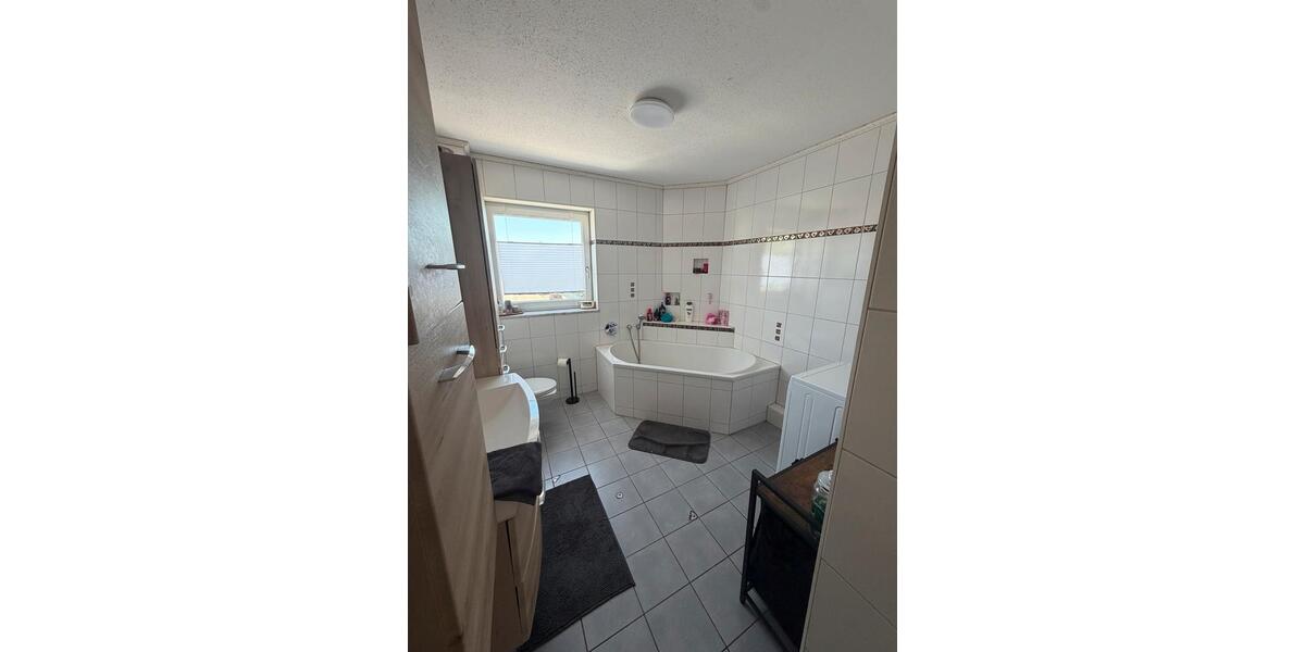 Reihenhaus Altdorf - 6 Zimmer, 148 m&sup2;, 640.000&euro; | Angebot:27084555