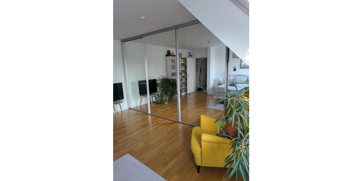 Renov. 3-Zi-Wohnung m.französ. Balkon u. Einbauküche ab 01.04.26 3 zimmer