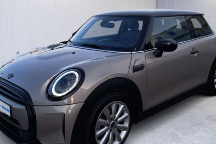Mini Cooper 36.300 km 24.490 &euro; Offenburg- Industriegebiet Elgersweier-Nord 77656