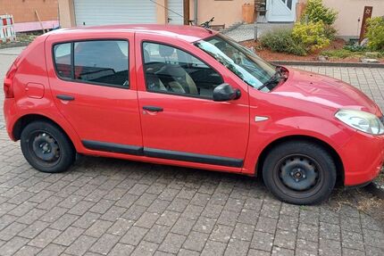 Dacia Sandero 72.000 km 2.222 &euro; Rheinmünster 77836