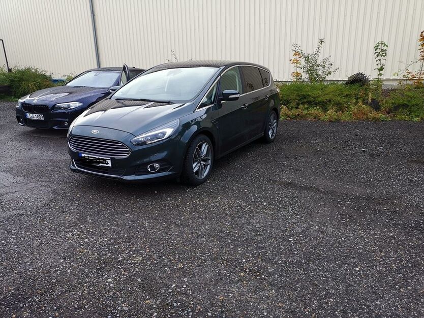 Ford S-Max 148.000 km 15.500 € Bodolz 88131