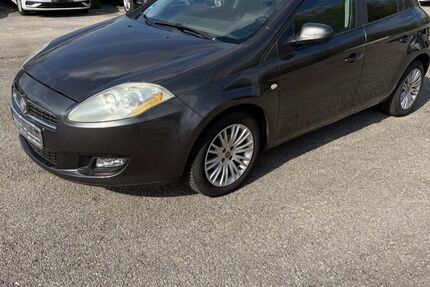 Fiat Bravo 117.000 km 1.999 &euro; München 81245